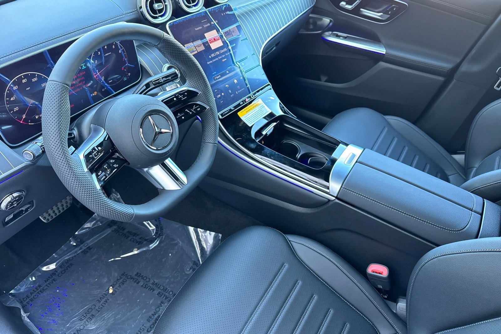 2026 Mercedes Benz GLC 300 4MATIC photo 2