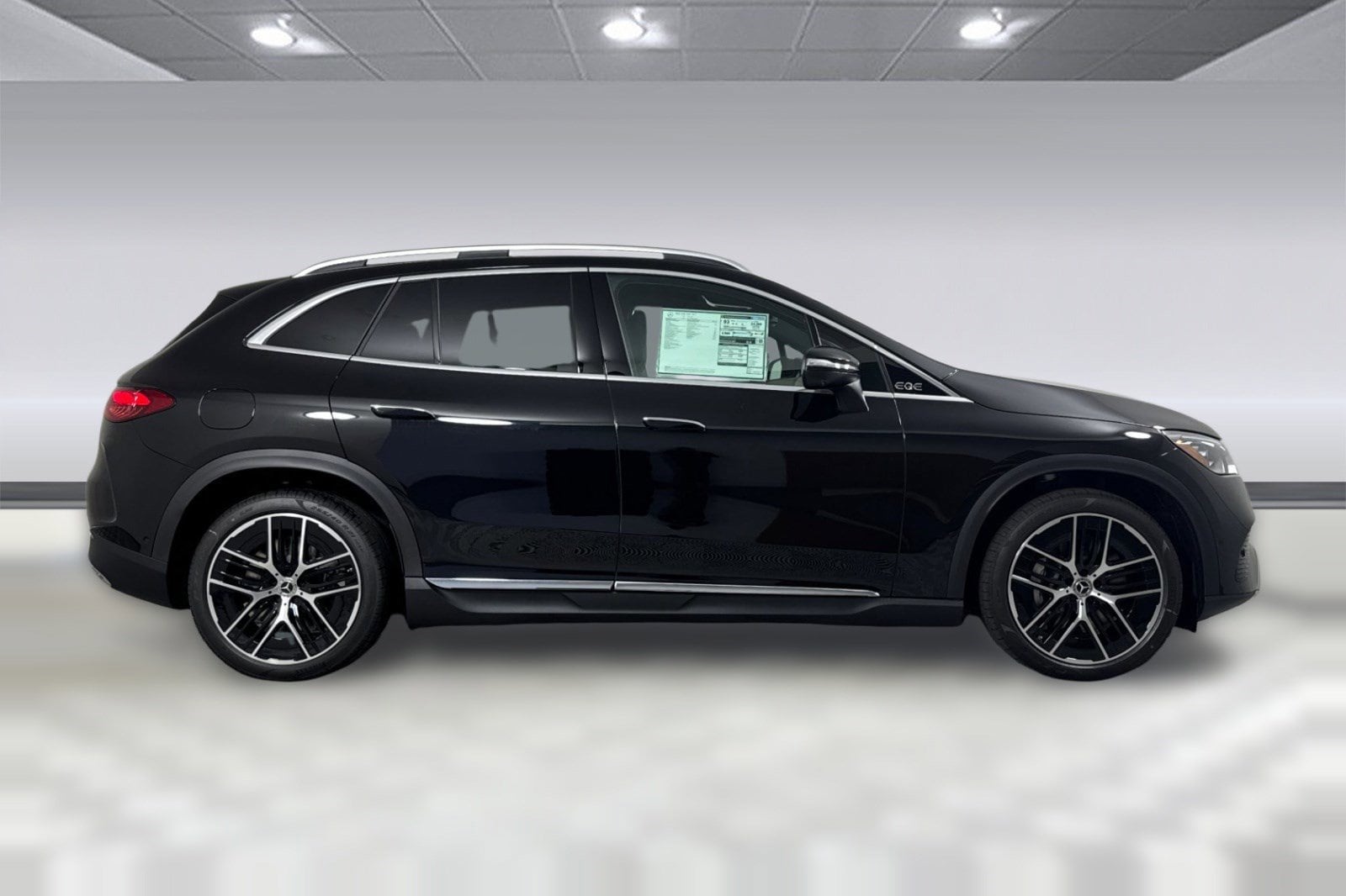 2026 Mercedes-Benz EQE 320+ photo 6