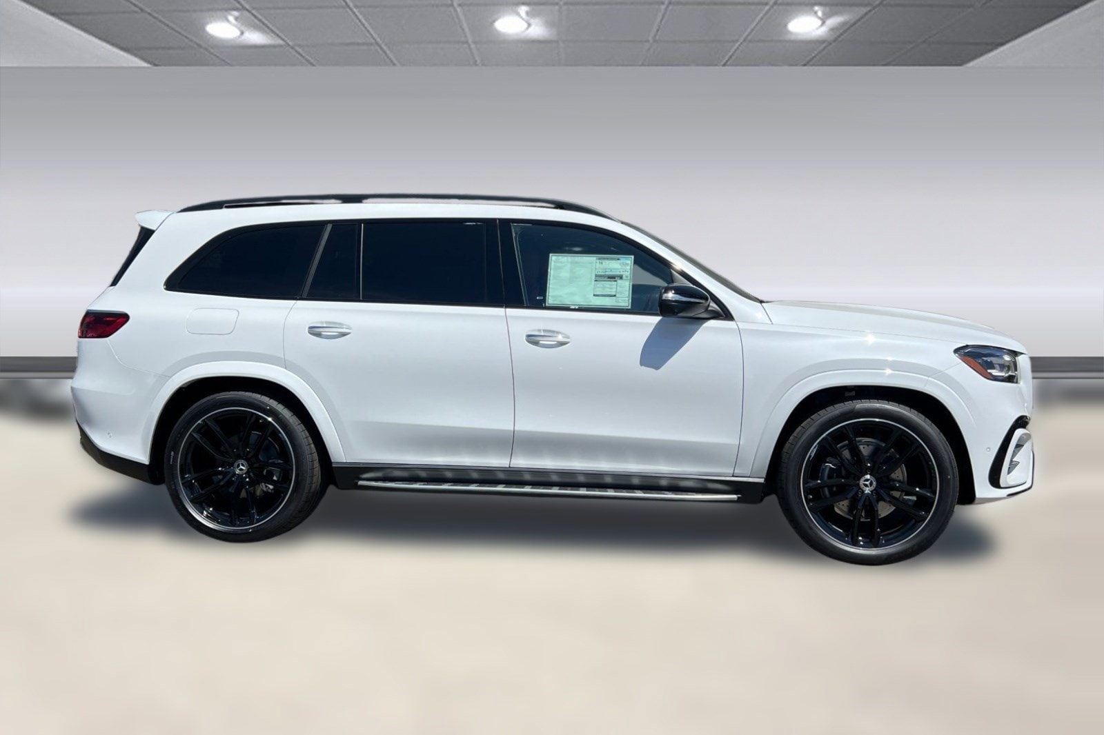 2025 Mercedes-Benz GLS 580 4MATIC photo 6