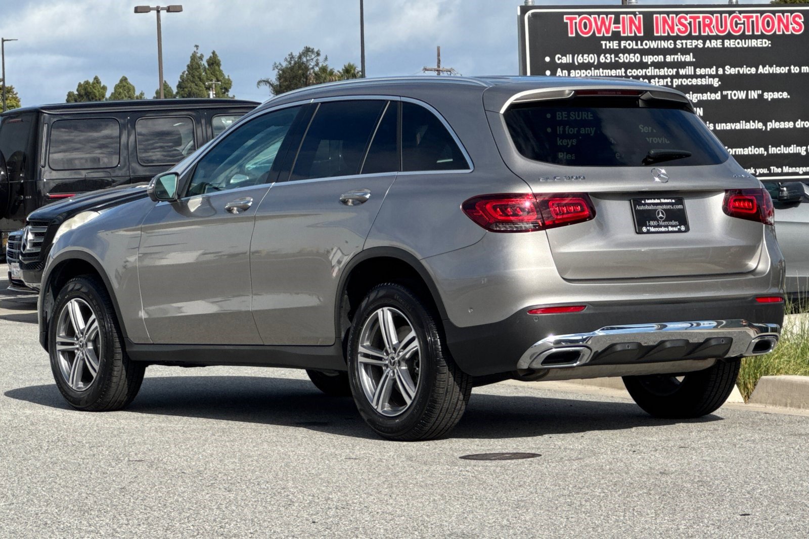 2022 Mercedes Benz GLC 300 4MATIC photo 3