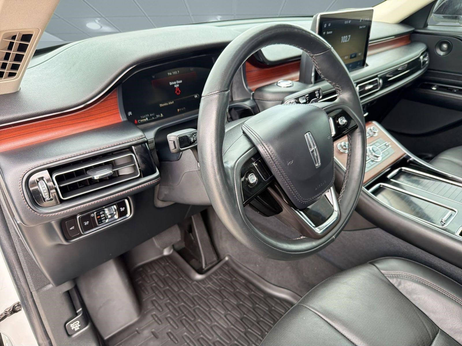 Aviator Reserve SUV