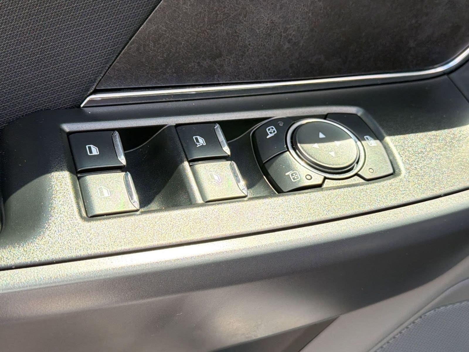 2025 Ford F-150 XLT - Photo 13