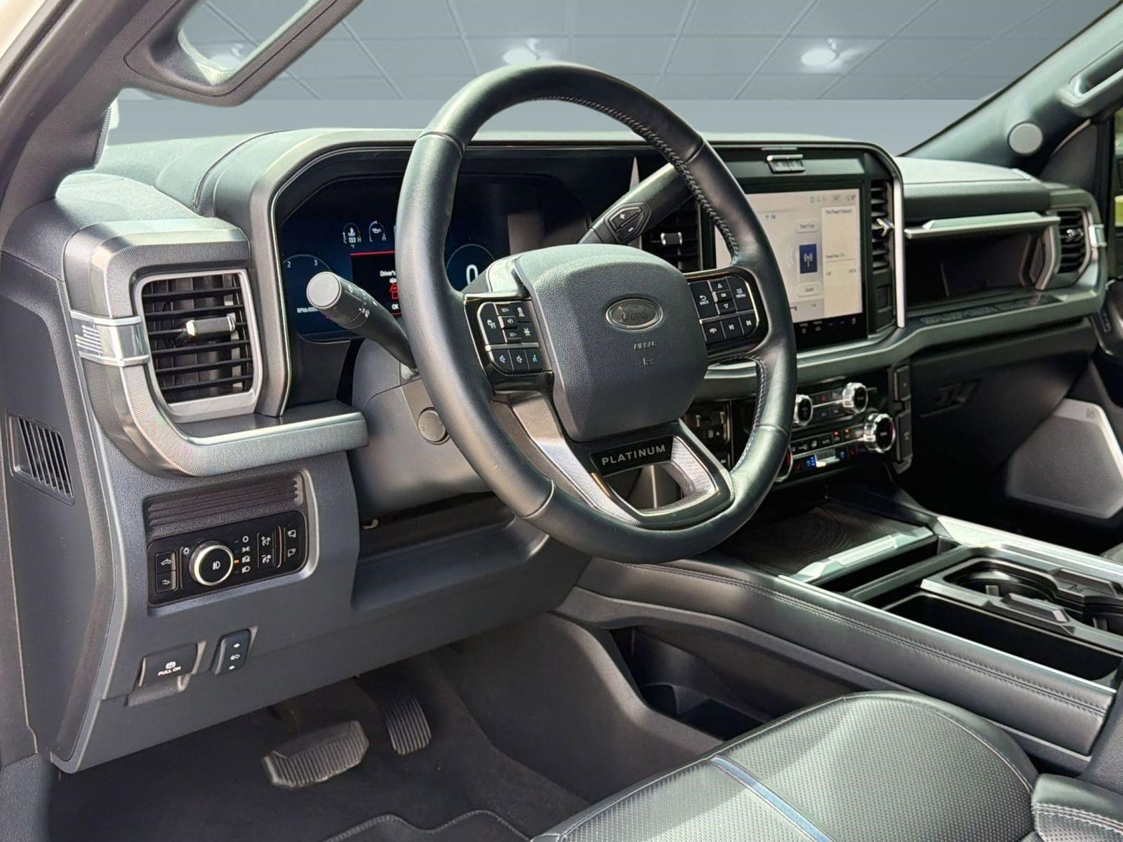 F-450 Platinum Truck Crew Cab