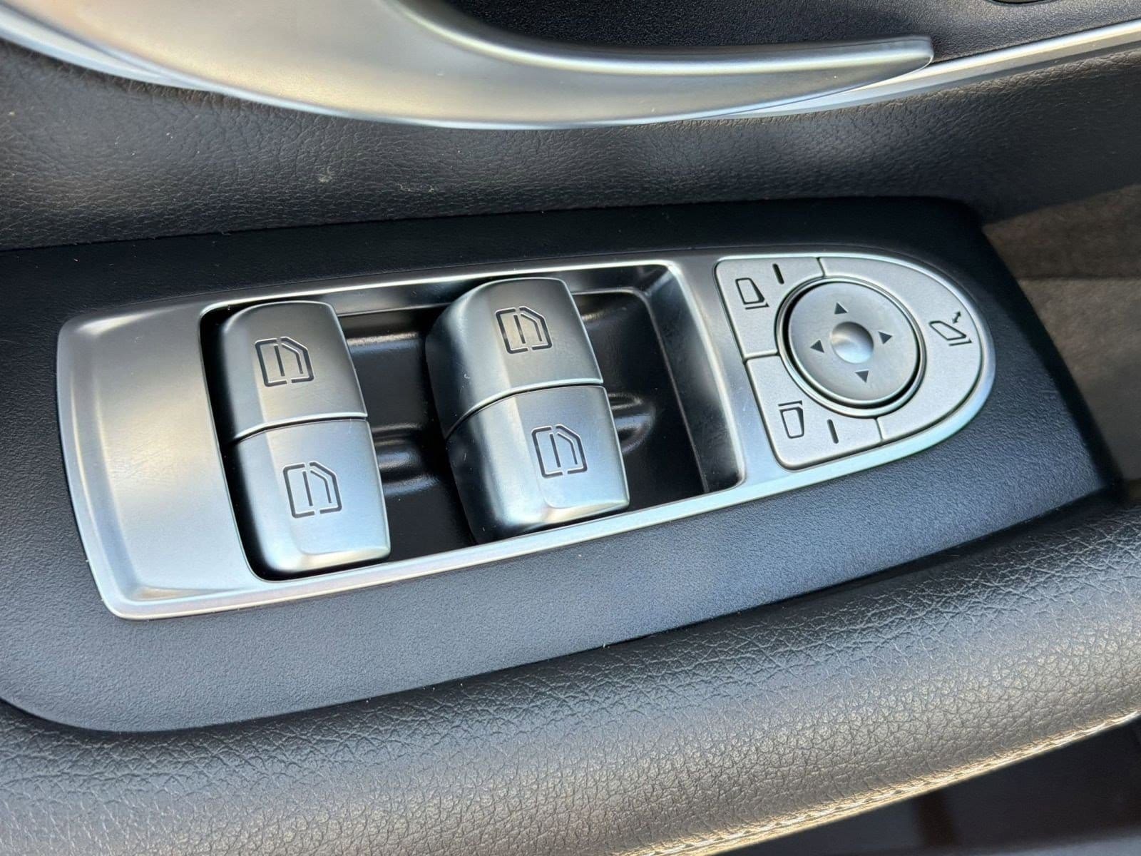 2022 Mercedes-Benz E-Class E450 - Photo 20