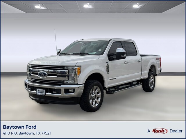 Used 2017 Ford F-250 Lariat Truck Crew Cab for sale in Houston