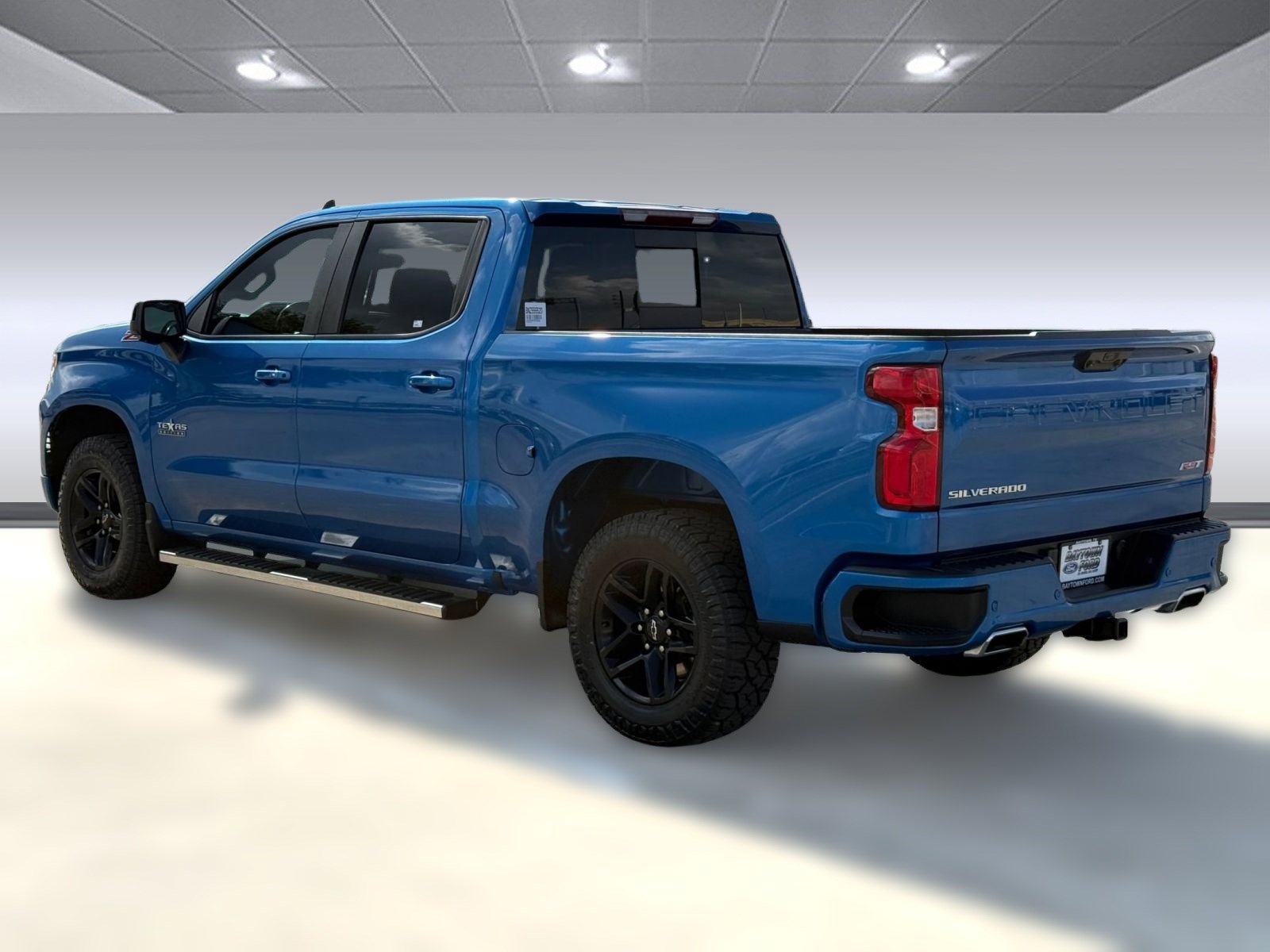 2022 Chevrolet Silverado 1500 RST photo 3