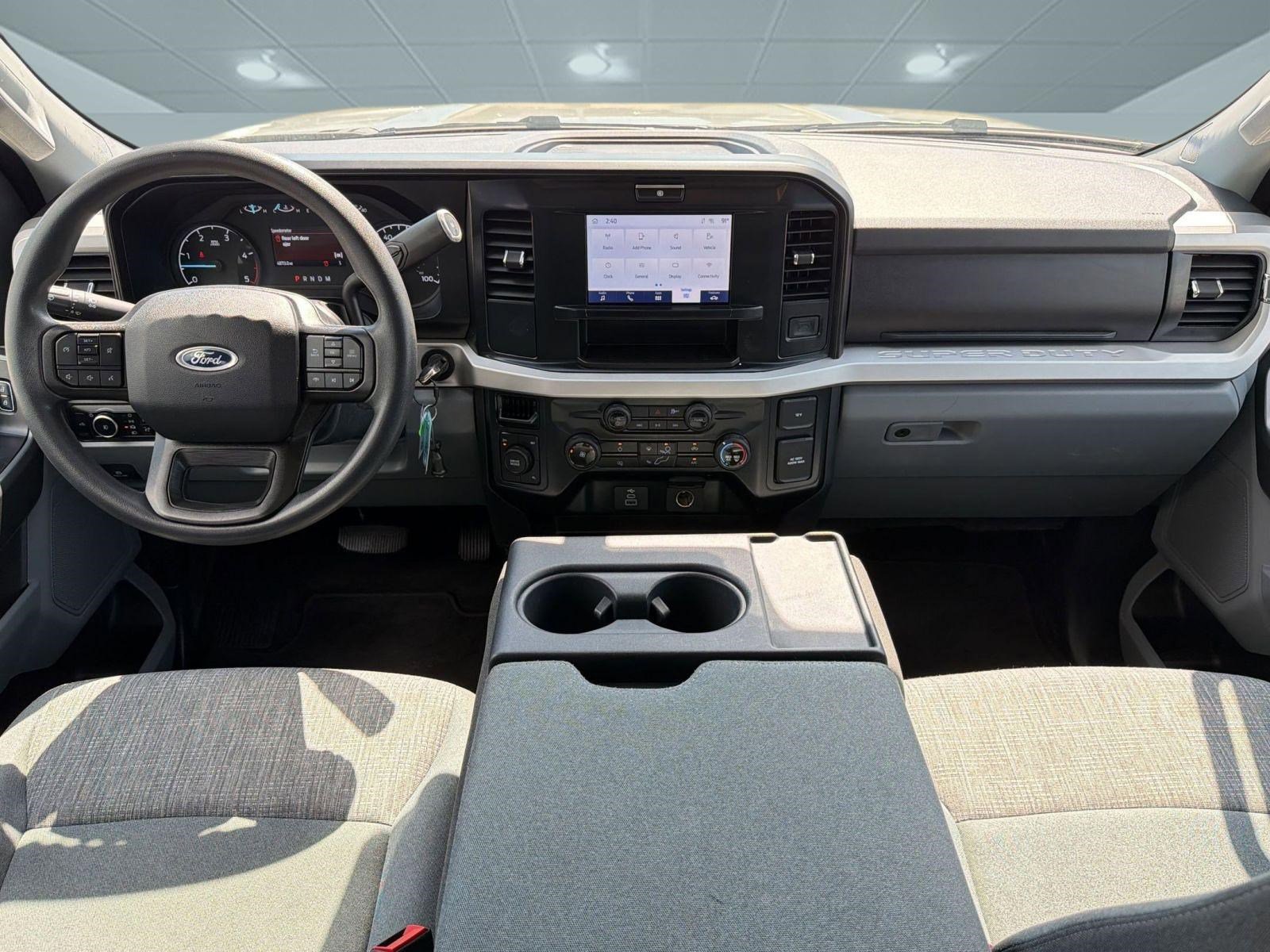 2025 Ford F-250 Super Duty XLT - Photo 15