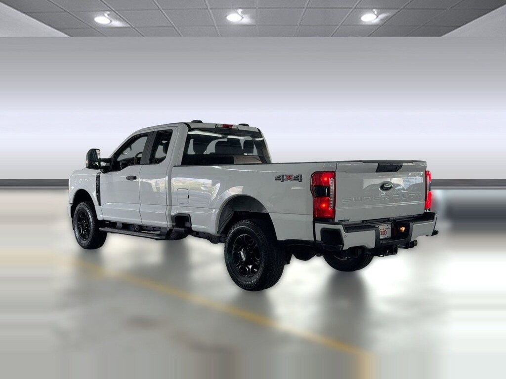 Used 2023 Ford F-350 XL Truck Super Cab