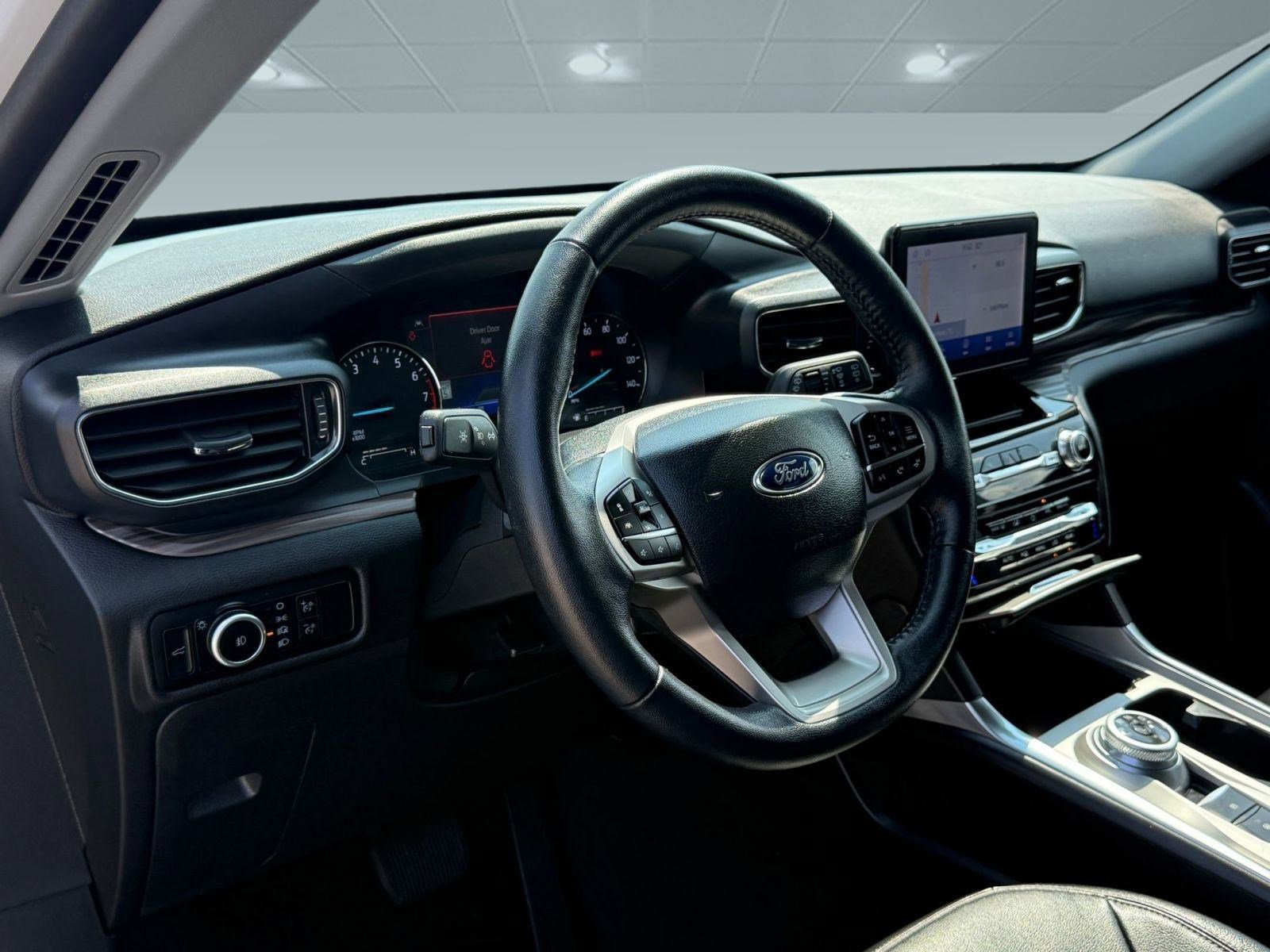 2023 Ford Explorer Limited photo 4
