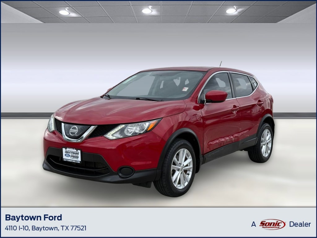 Used 2018 Nissan Rogue Sport S SUV
