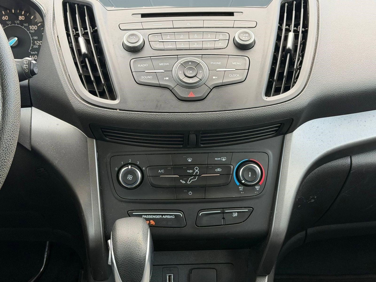 2017 Ford Escape S - Photo 23