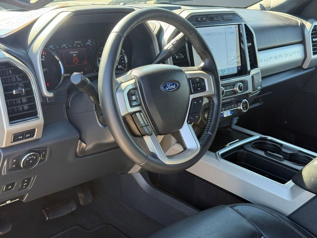 Used 2022 Ford F-350 LARIAT Truck Crew Cab