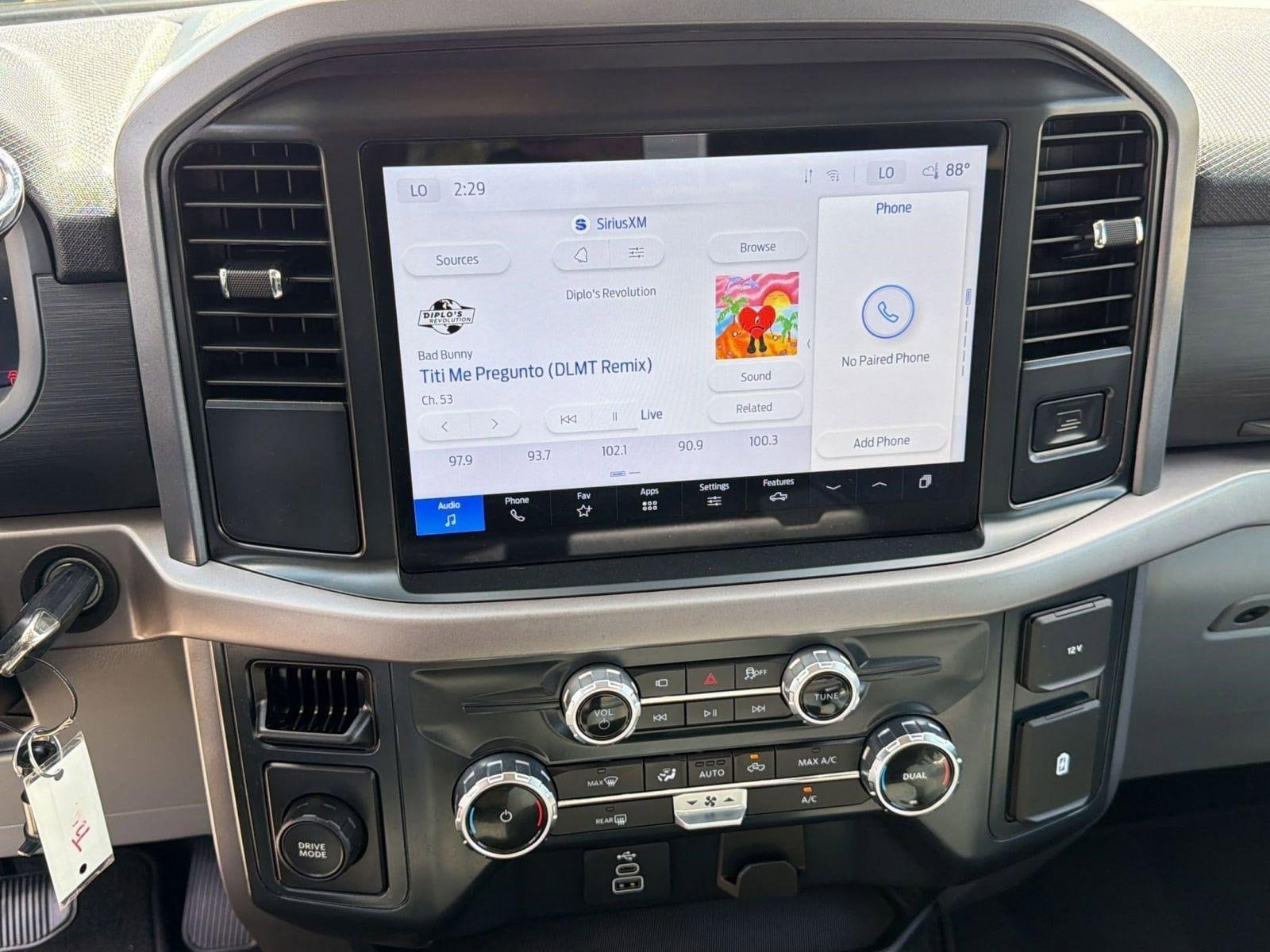 2025 Ford F-150 XLT - Photo 25