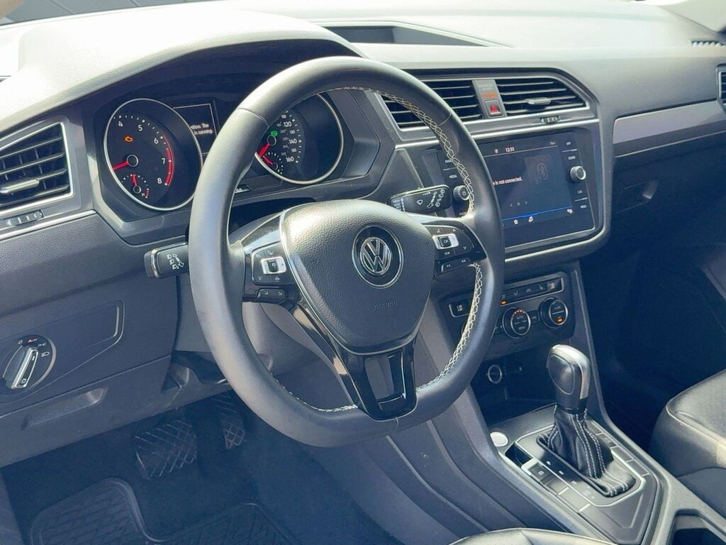 Used 2021 Volkswagen Tiguan SE SUV