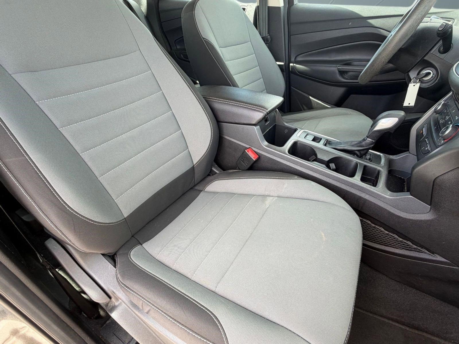 2017 Ford Escape S - Photo 19