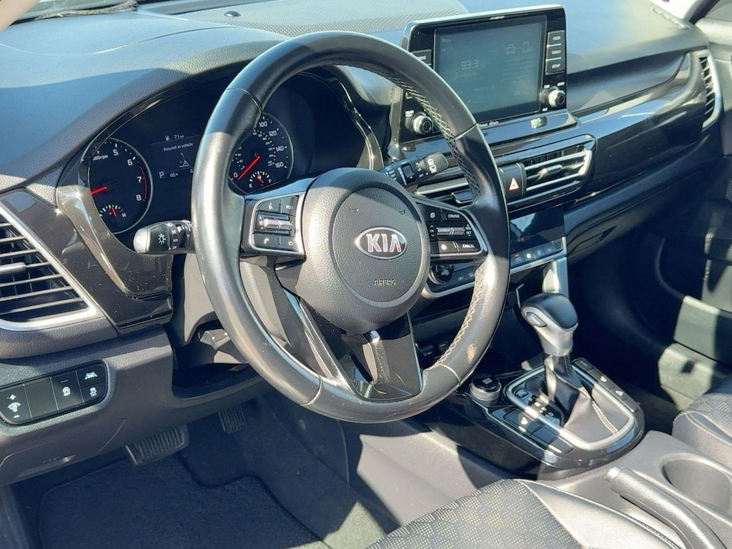 Certified 2021 Kia Seltos EX SUV