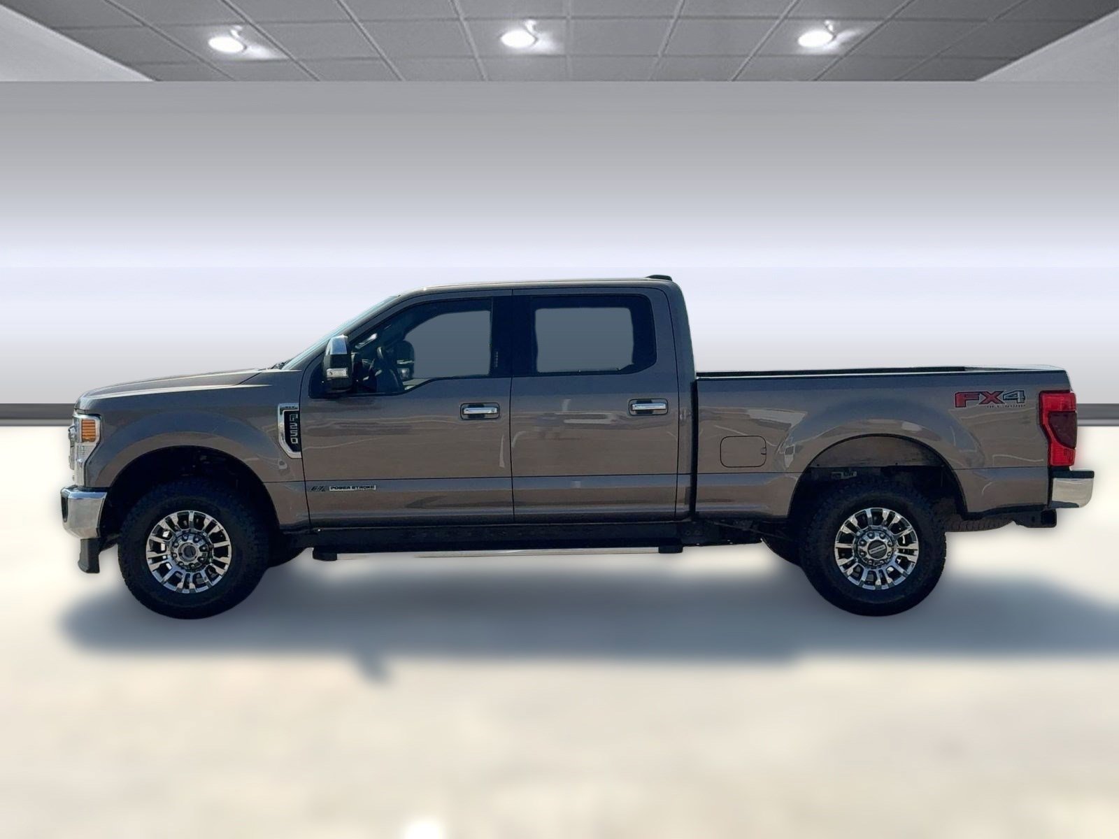 2022 Ford F-250 XLT photo 2