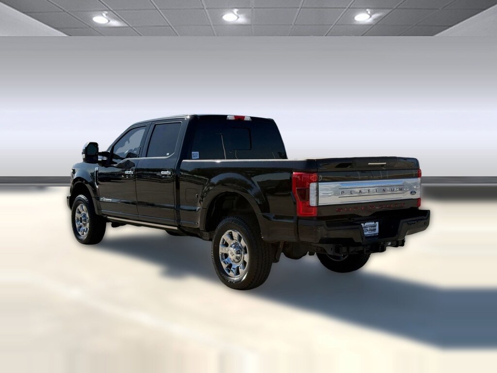 Used 2017 Ford F-250 Platinum Truck Crew Cab