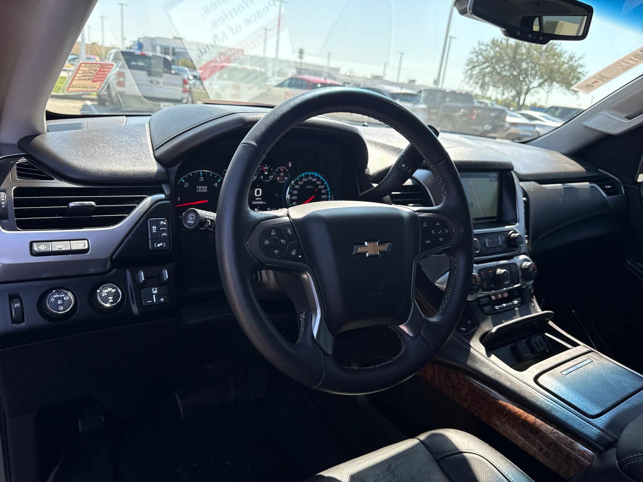 2017 Chevrolet Tahoe Premier photo 3