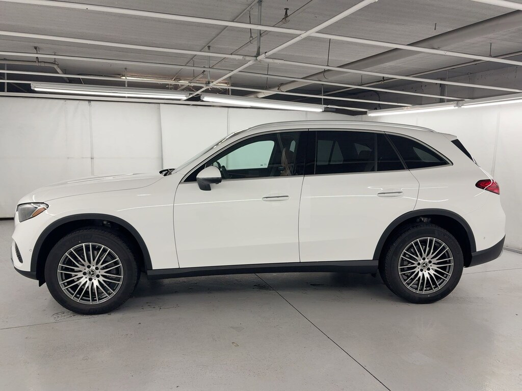 New 2026 Mercedes-Benz GLC 300 SUV