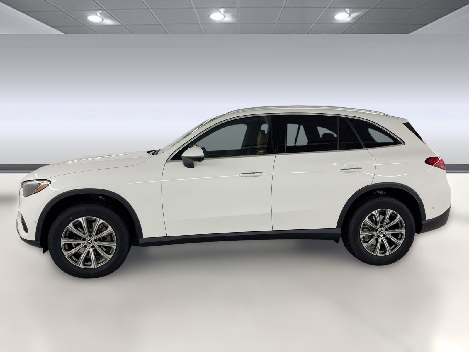 2026 Mercedes Benz GLC 300 photo 2
