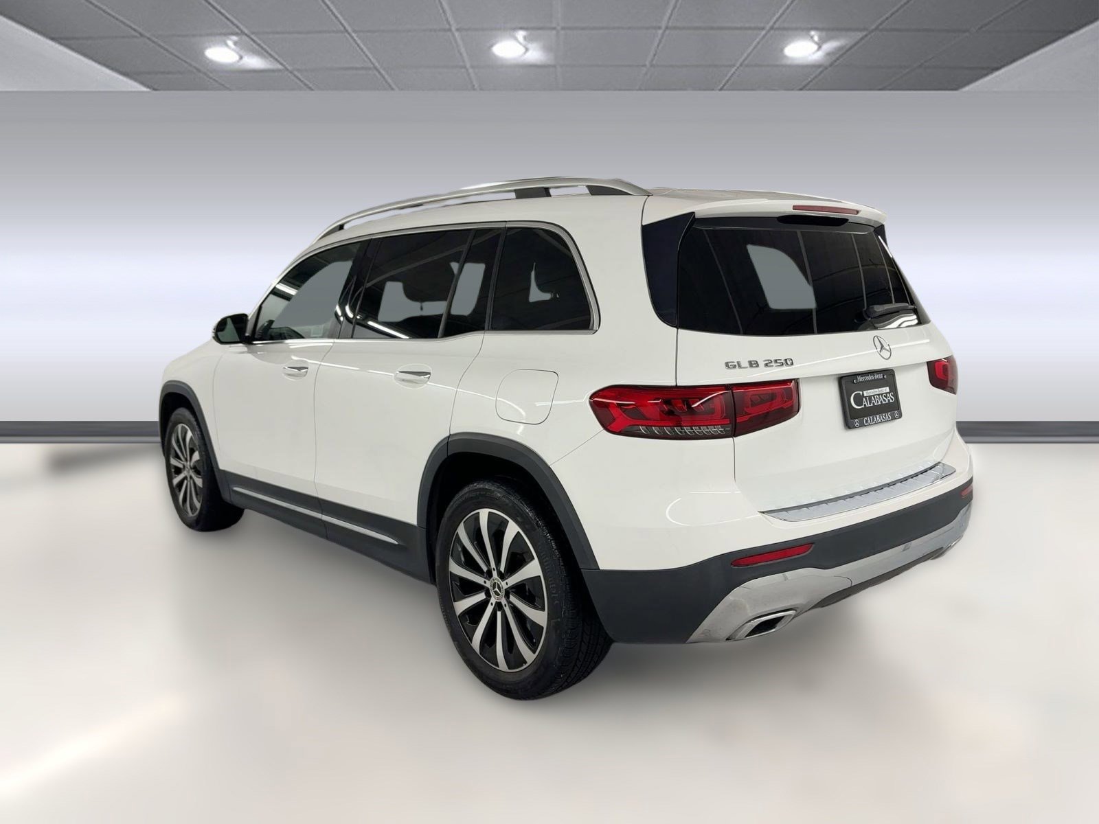 2020 Mercedes Benz GLB 250 photo 3