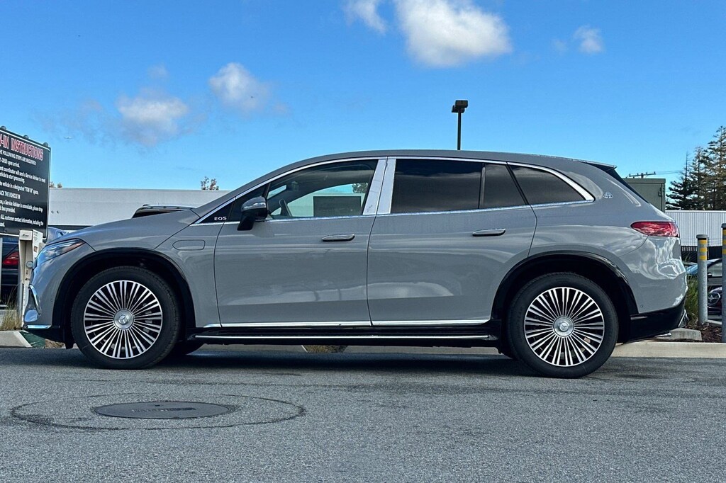 New 2025 Mercedes-Benz Maybach EQS 680 SUV Base SUV