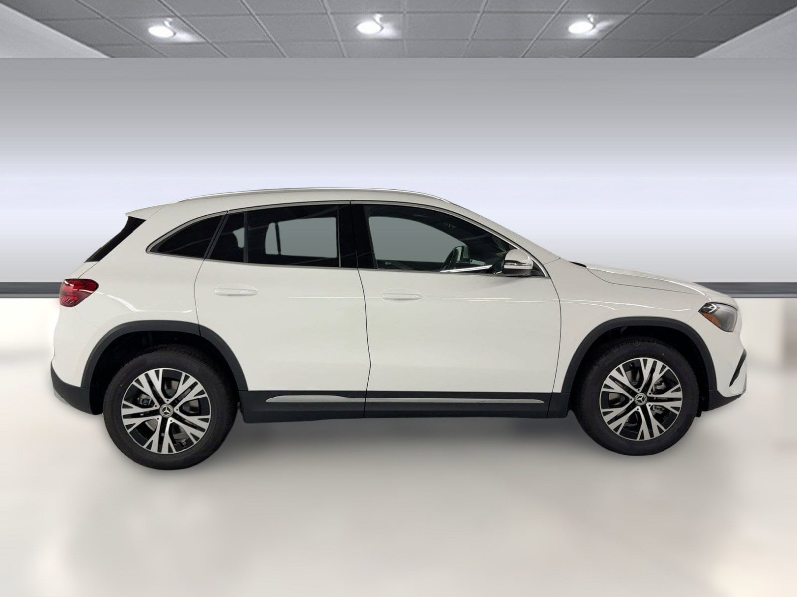 2026 Mercedes-Benz GLA 250 photo 3