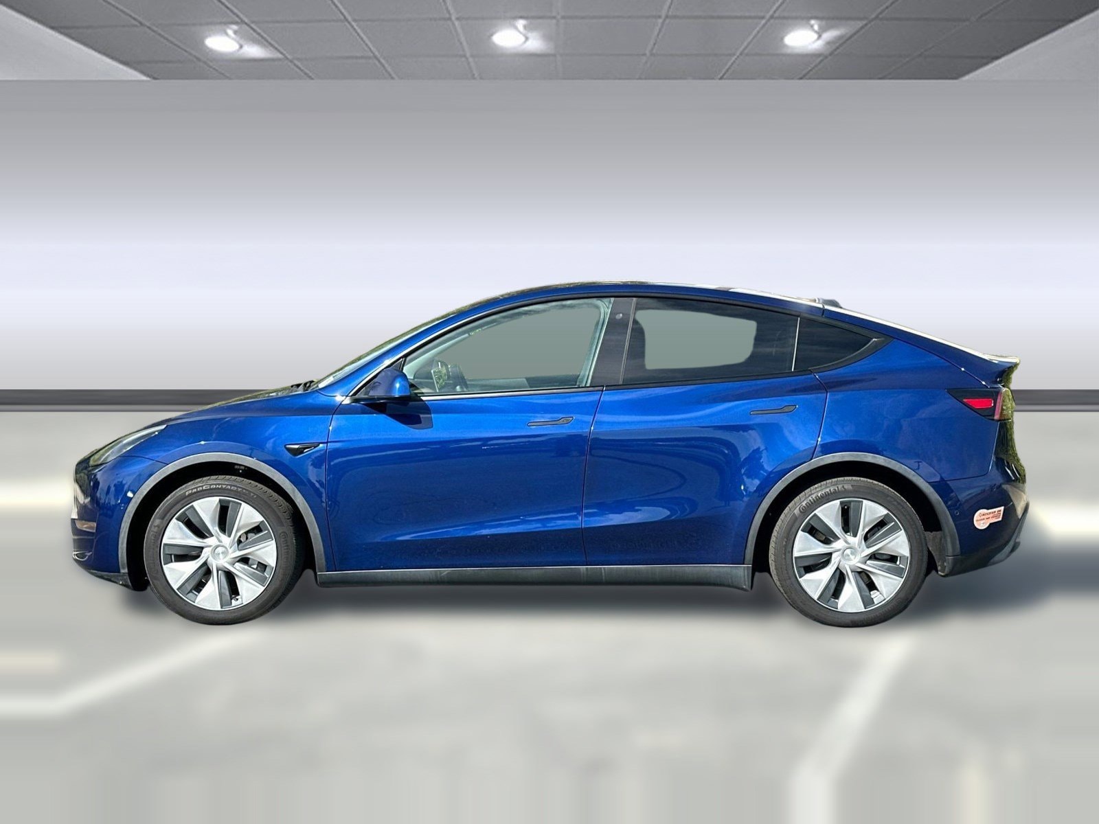 Used 2020 Tesla Model Y Long Range with VIN 5YJYGDEE1LF009029 for sale in Calabasas, CA
