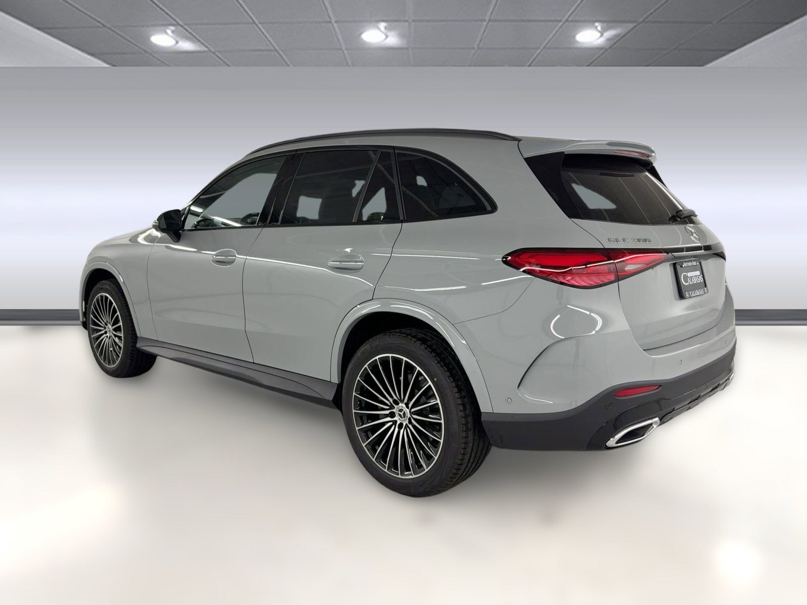 2026 Mercedes Benz GLC 300 photo 3