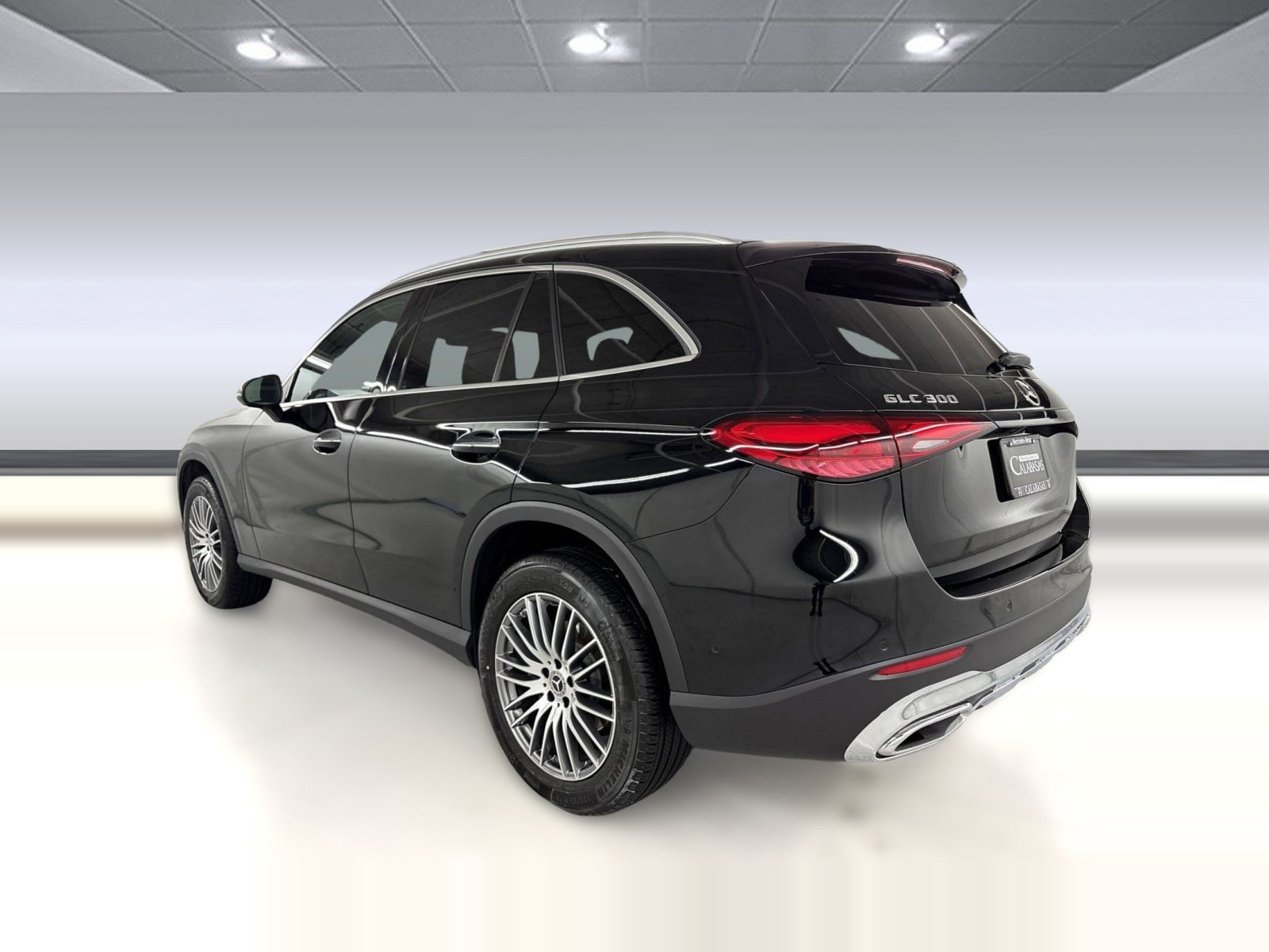 2026 Mercedes-Benz GLC 300 photo 2