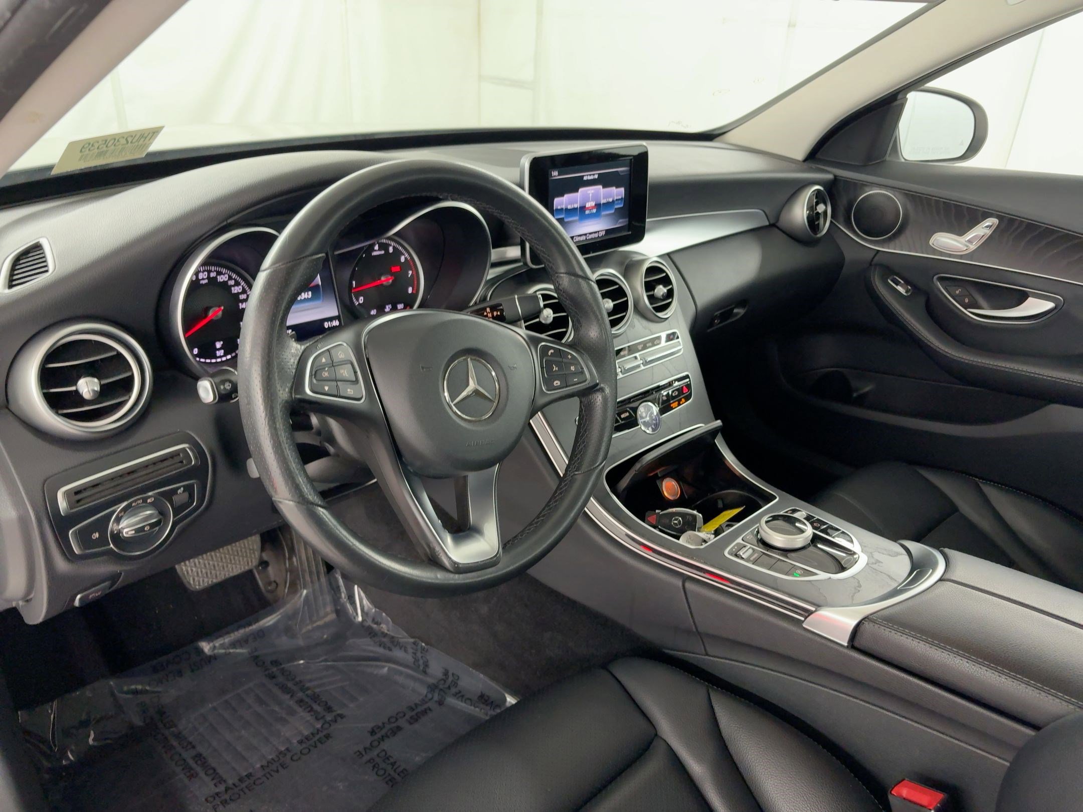 2017 Mercedes Benz C 300 Sedan photo 4