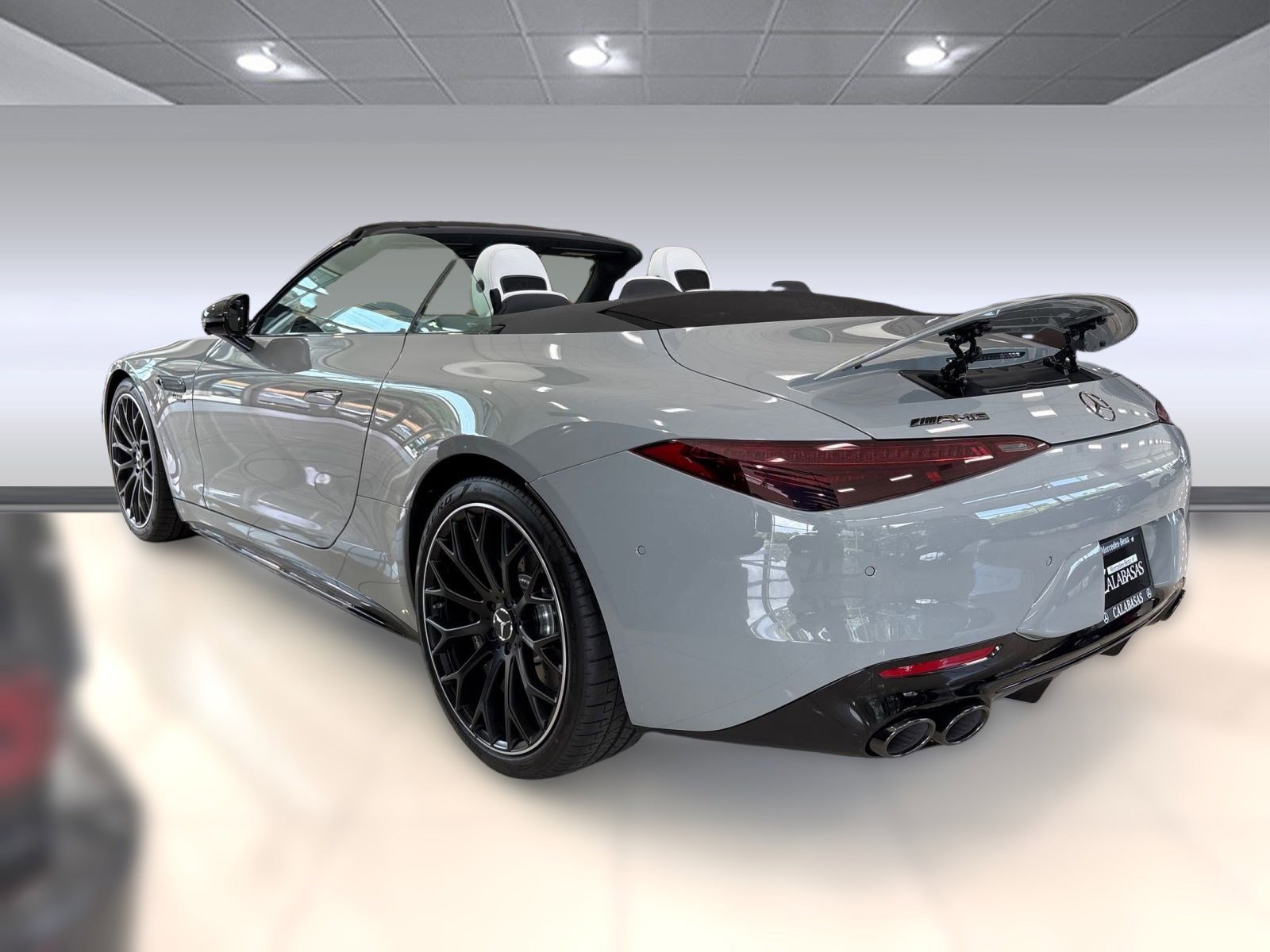 2026 Mercedes Benz SL AMG 43 photo 2