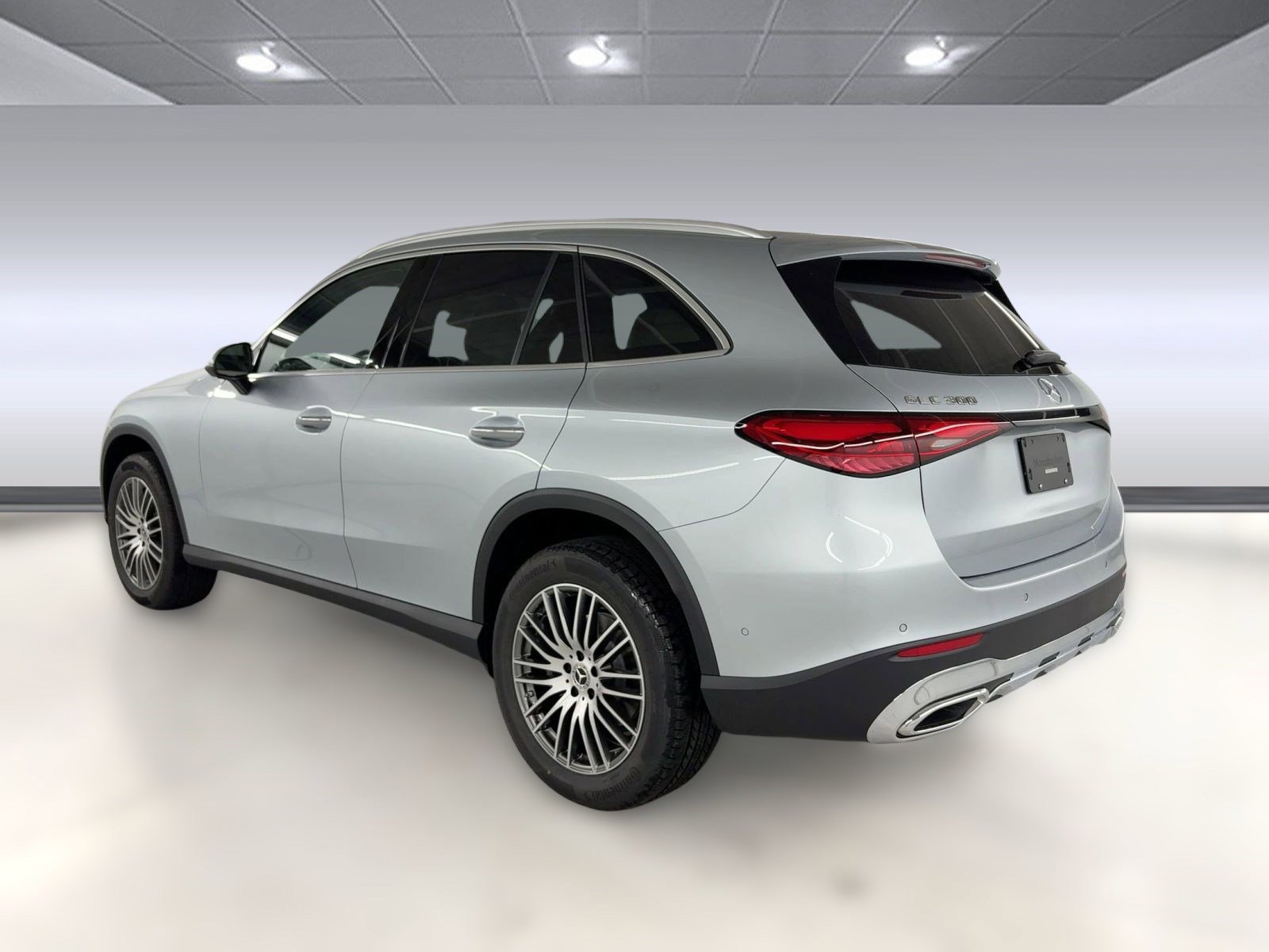 2026 Mercedes Benz GLC 300 photo 3