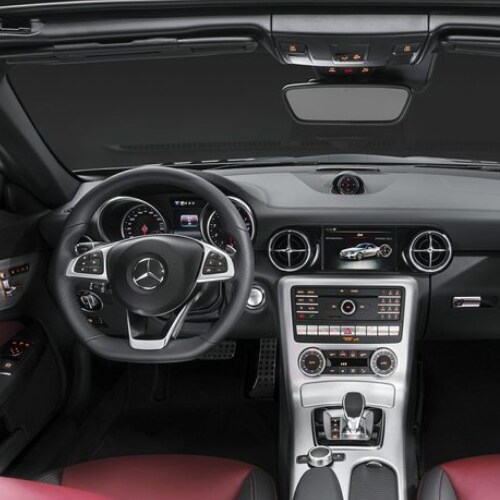 Mercedes-Benz SLC
Driver Center Console