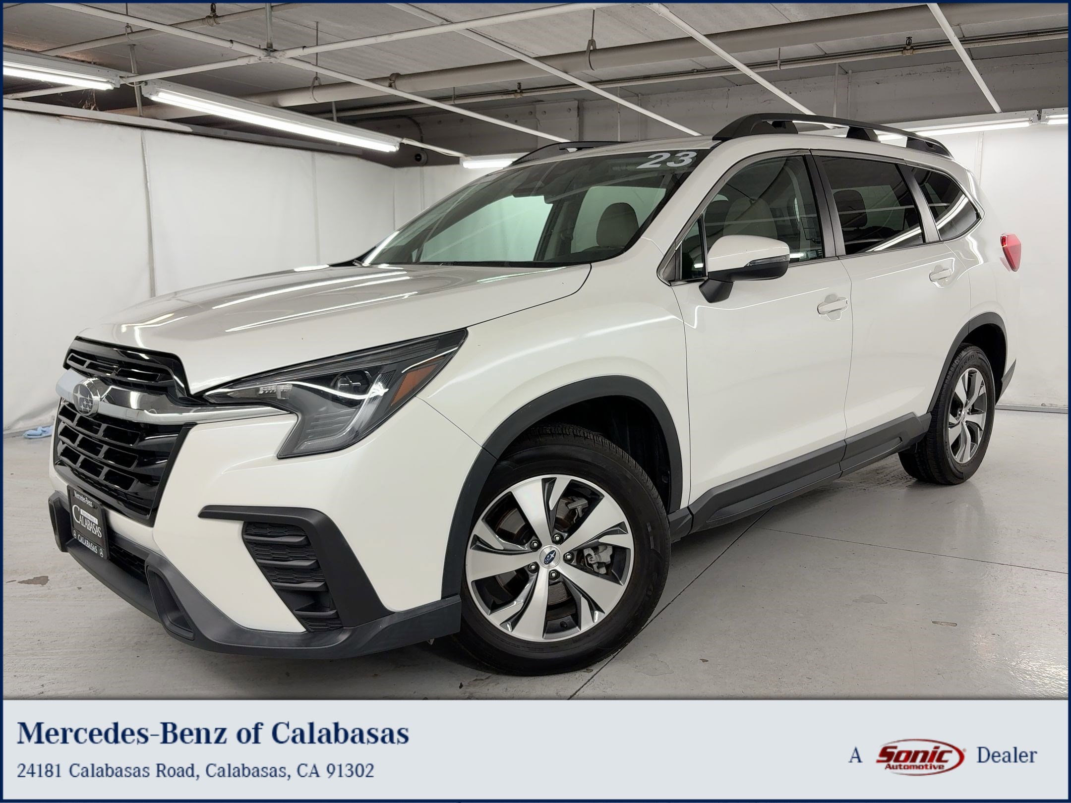 2023 Subaru Ascent Premium's photo