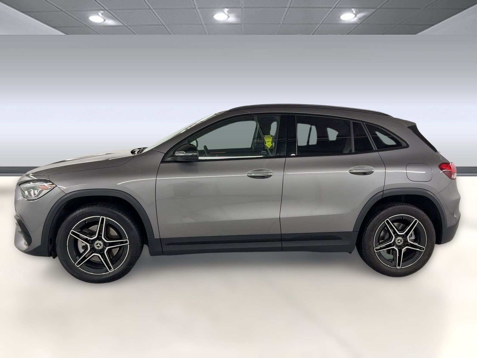 2023 Mercedes Benz GLA 250 photo 2