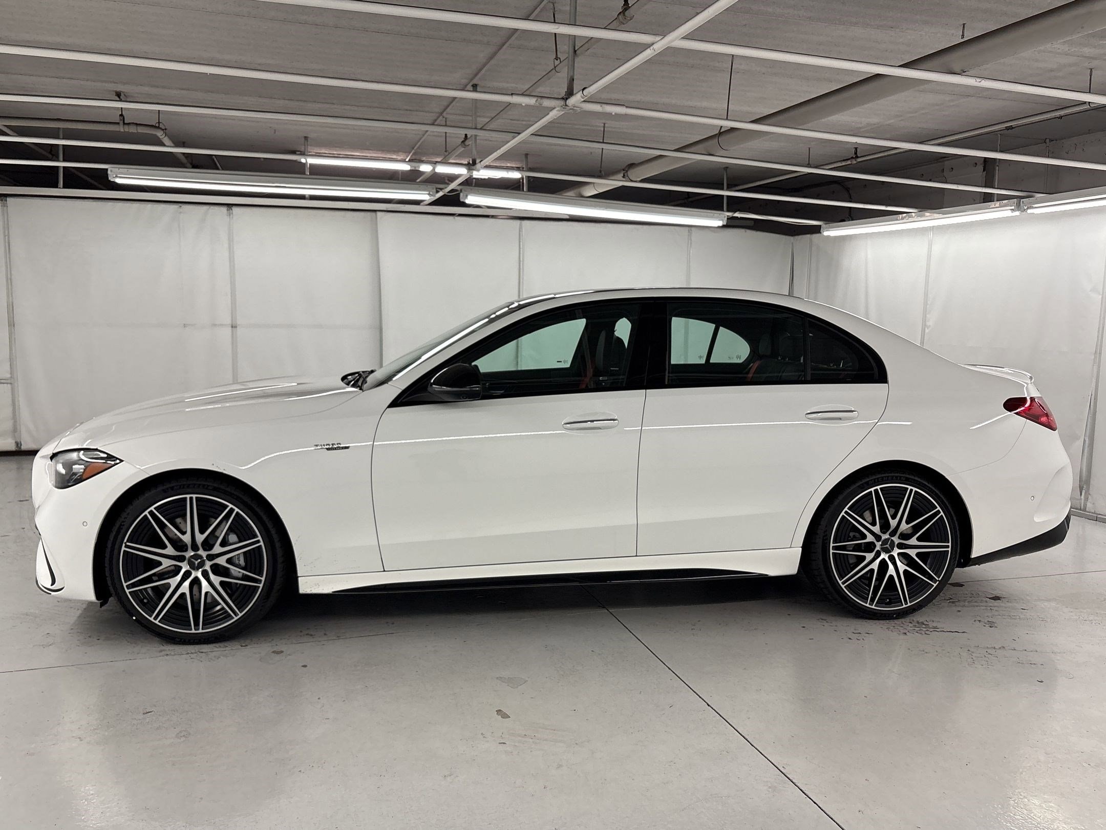 AMG C 43 4MATIC Sedan