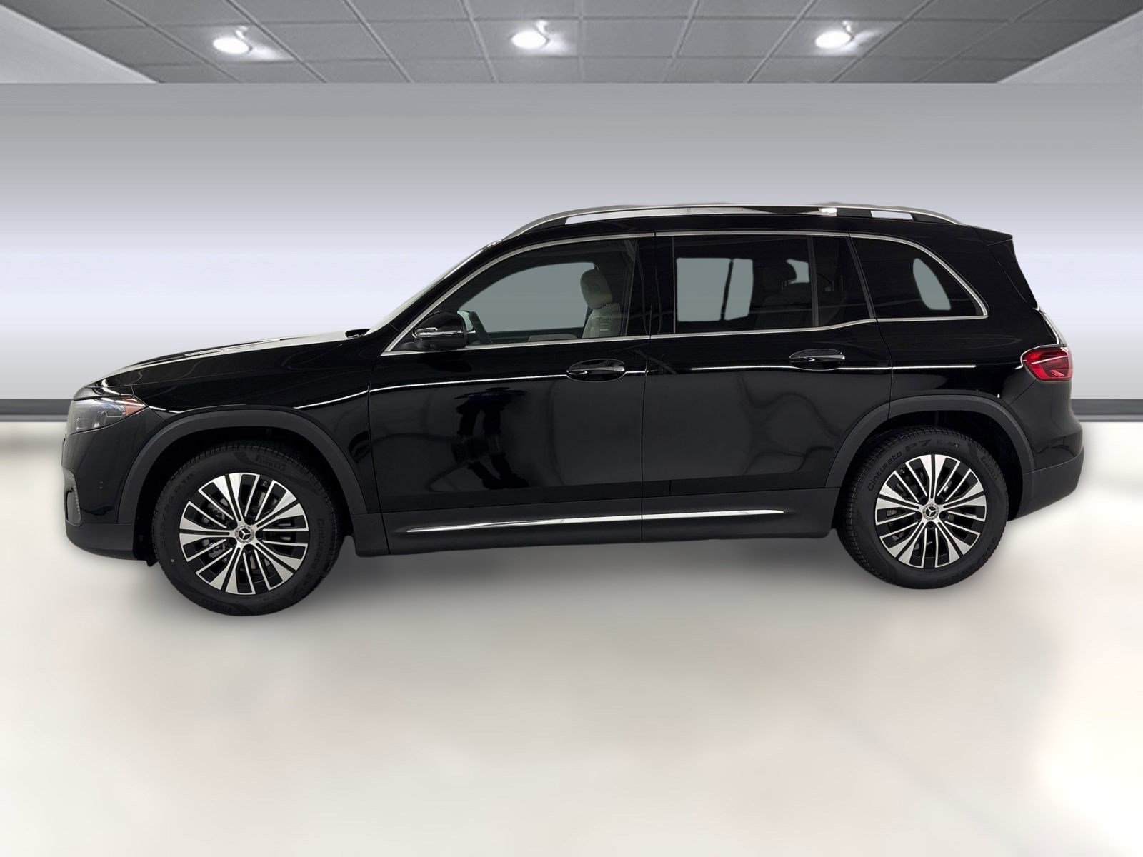 2025 Mercedes Benz EQB 250+ photo 2