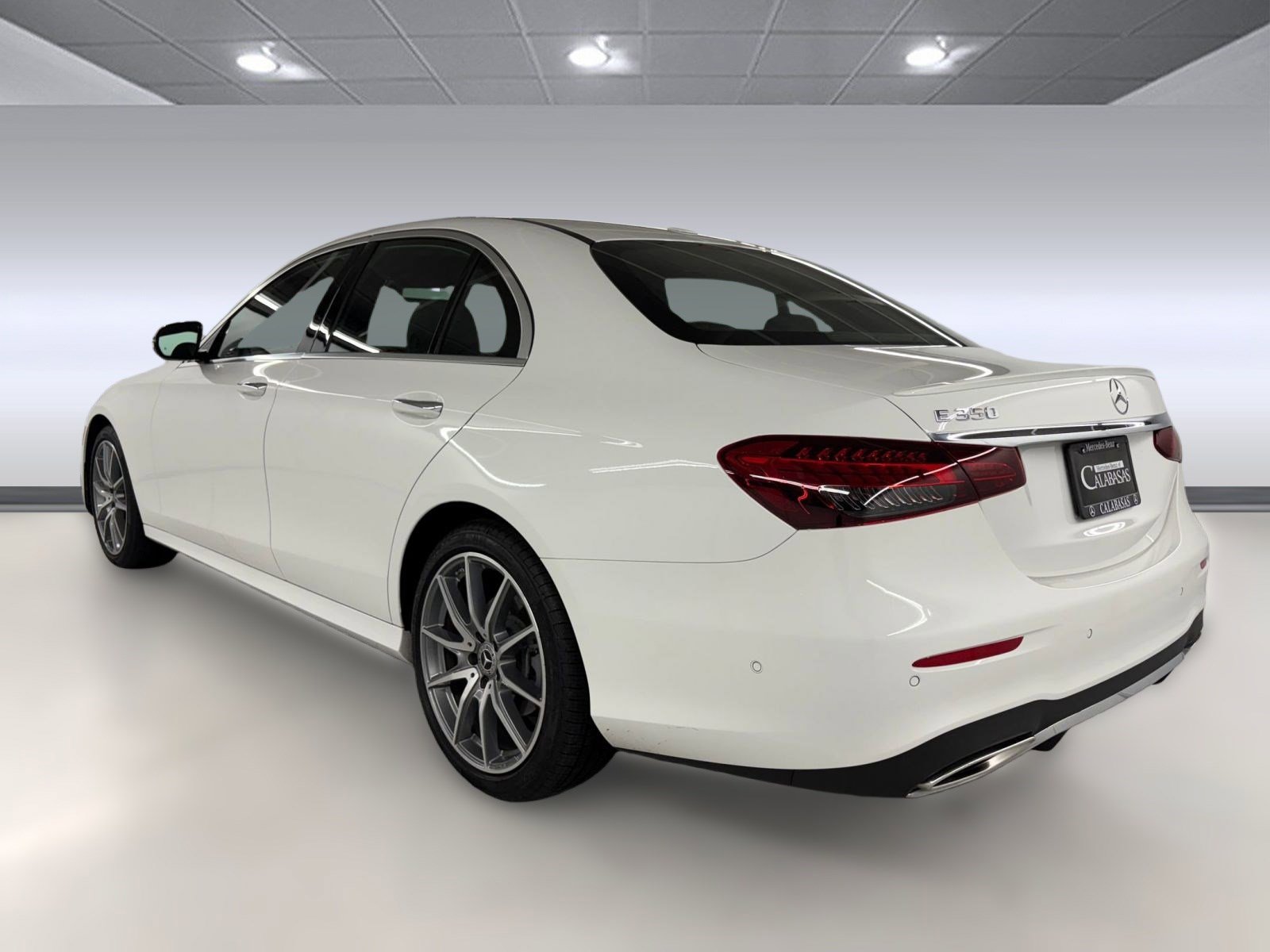 2022 Mercedes Benz E 350 Sedan photo 3