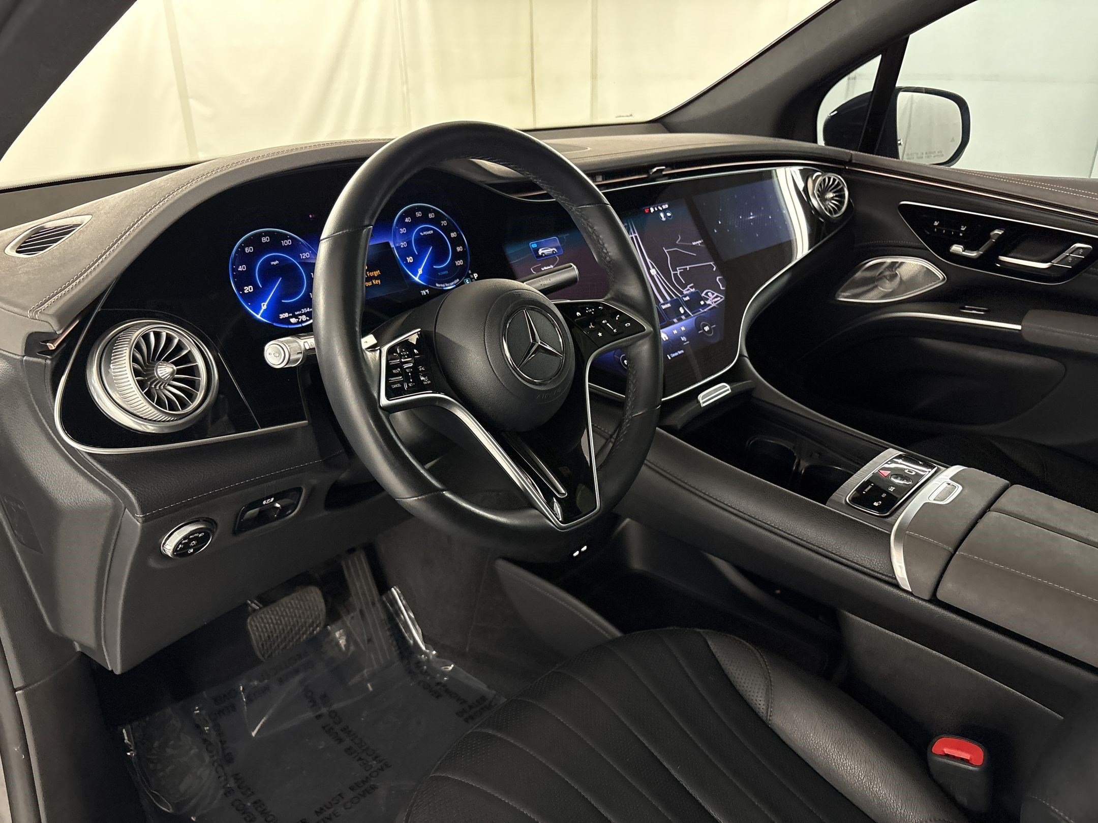 EQS 450+ SUV
