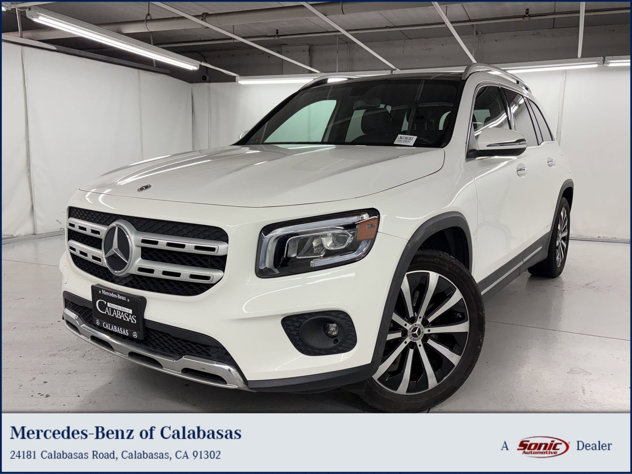 2022 Mercedes-Benz GLB GLB 250's photo