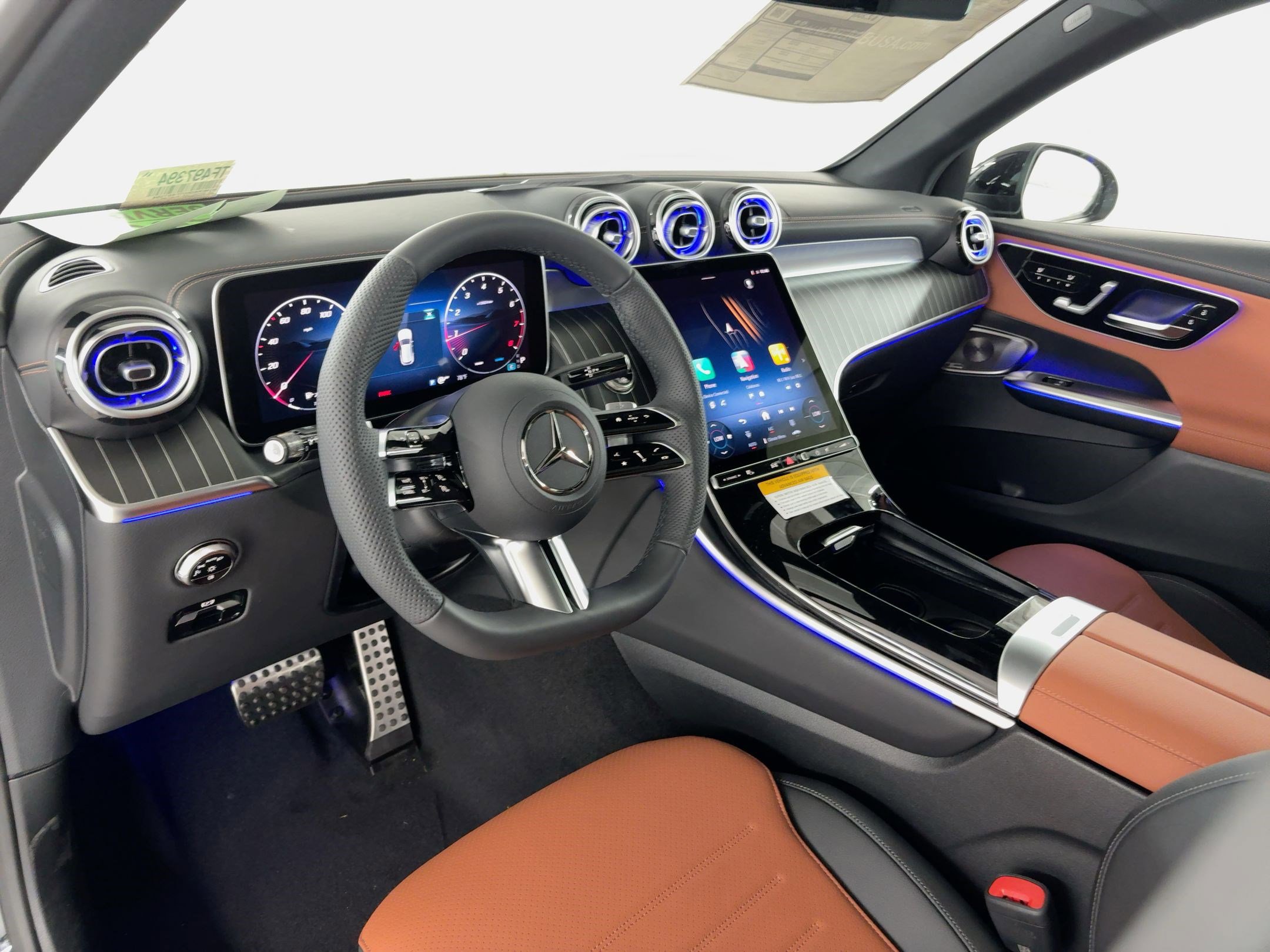 2026 Mercedes Benz GLC 300 photo 3