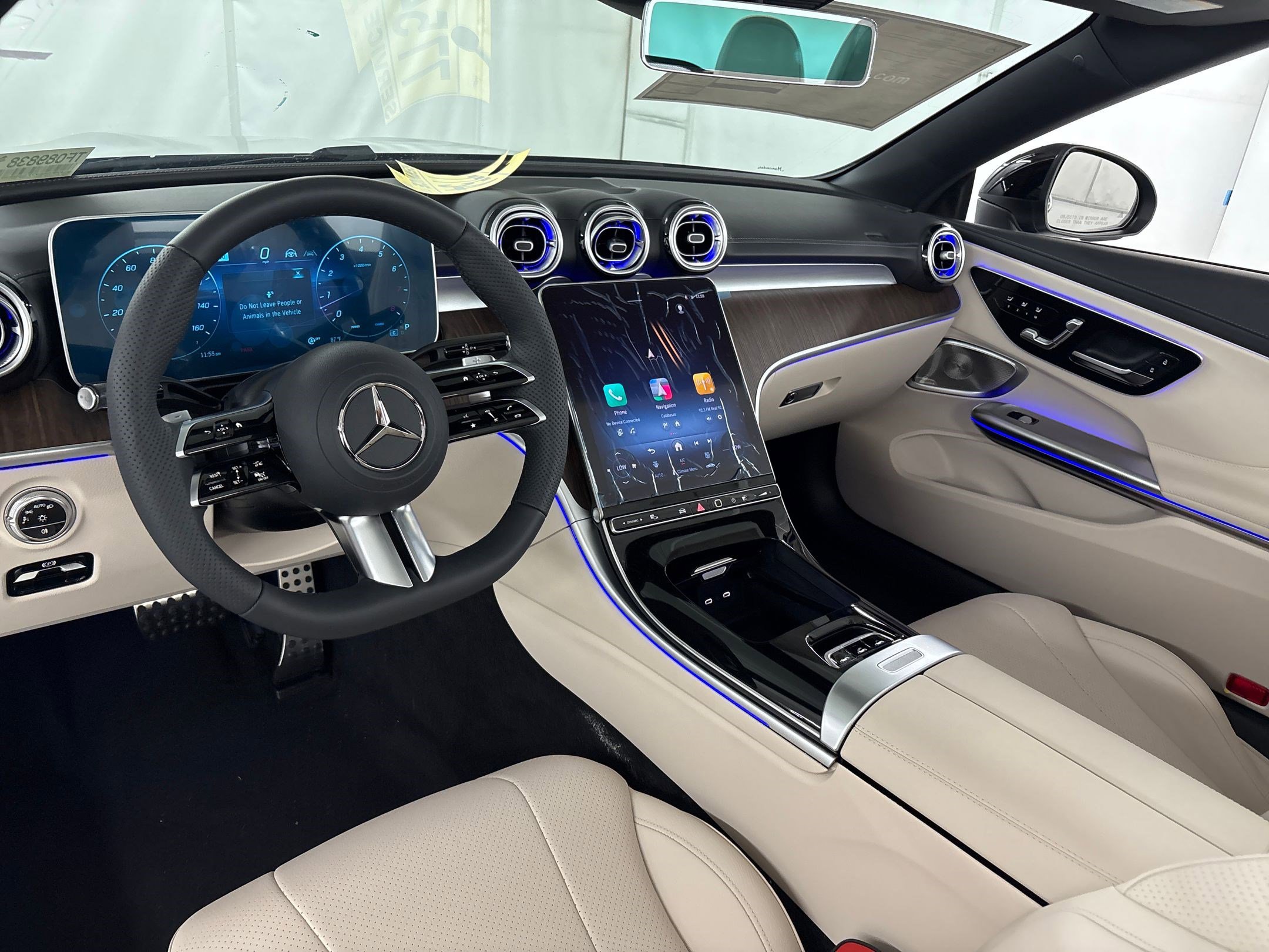 2026 Mercedes Benz CLE 450 4MATIC Cabriolet photo 4