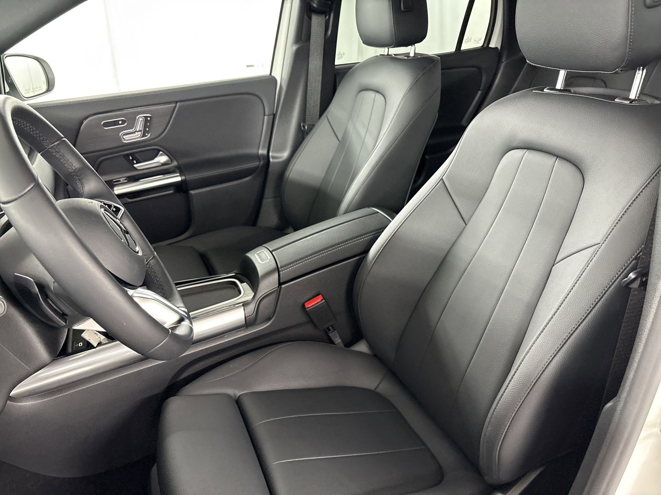 2026 Mercedes-Benz GLA 250 photo 4