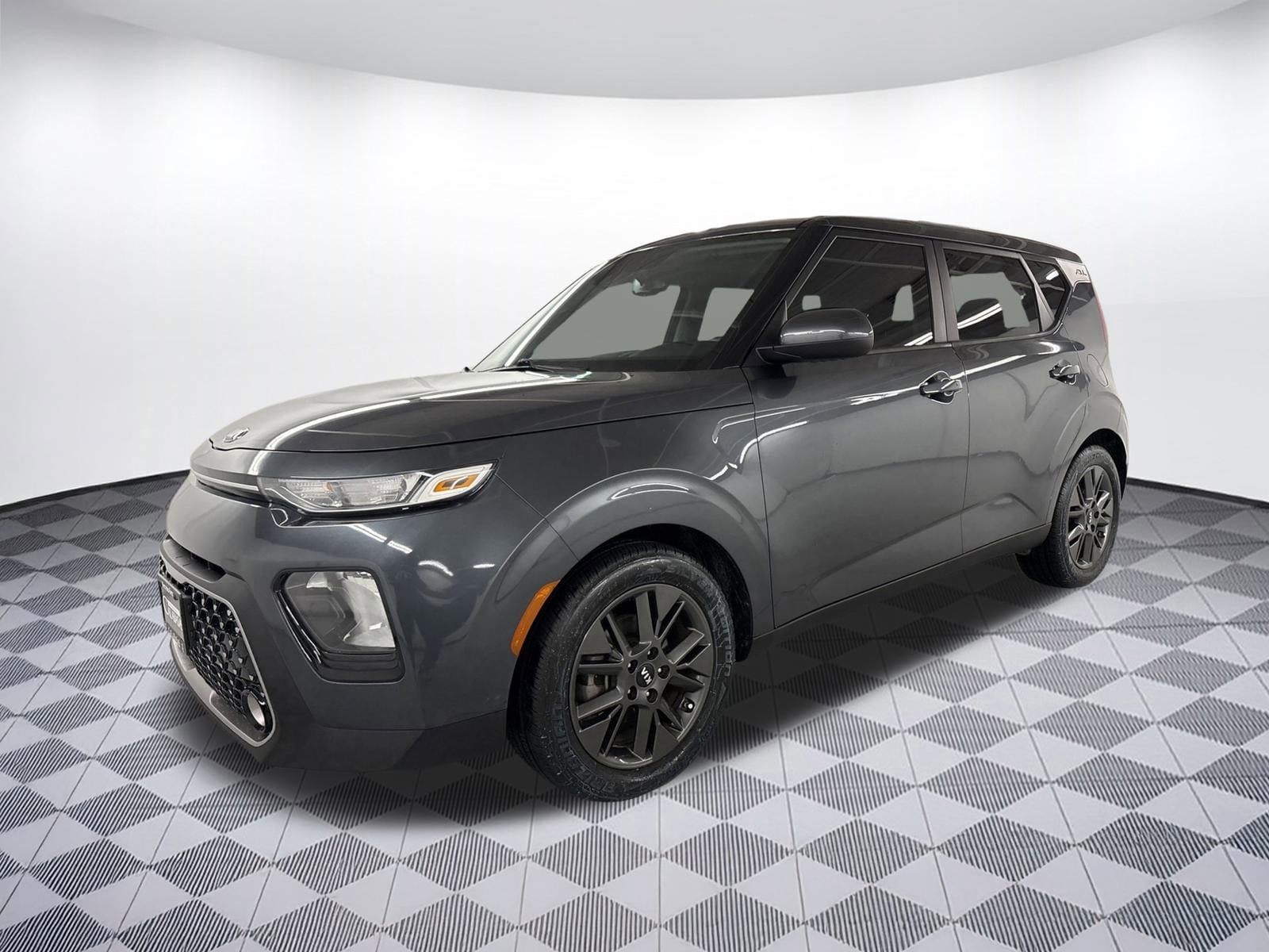 Used 2021 Kia Soul EX with VIN KNDJ33AU1M7781543 for sale in Calabasas, CA