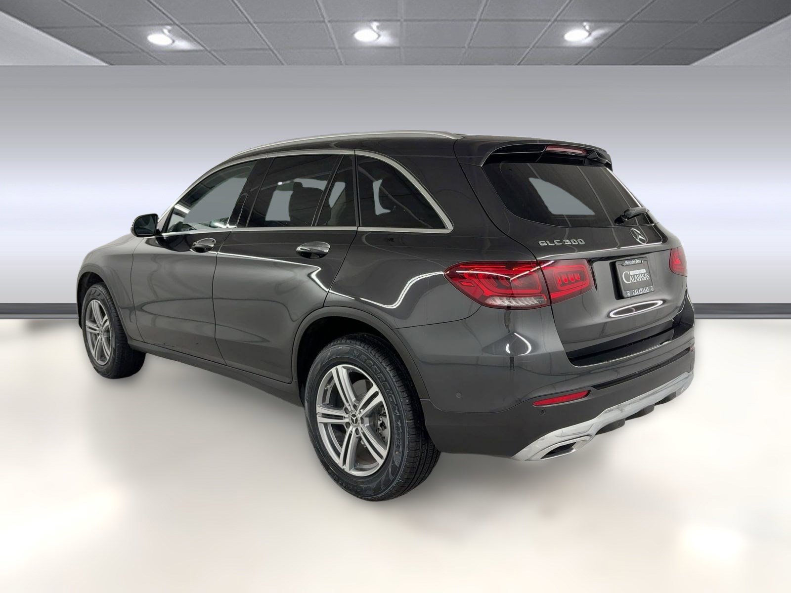 2022 Mercedes Benz GLC 300 photo 2
