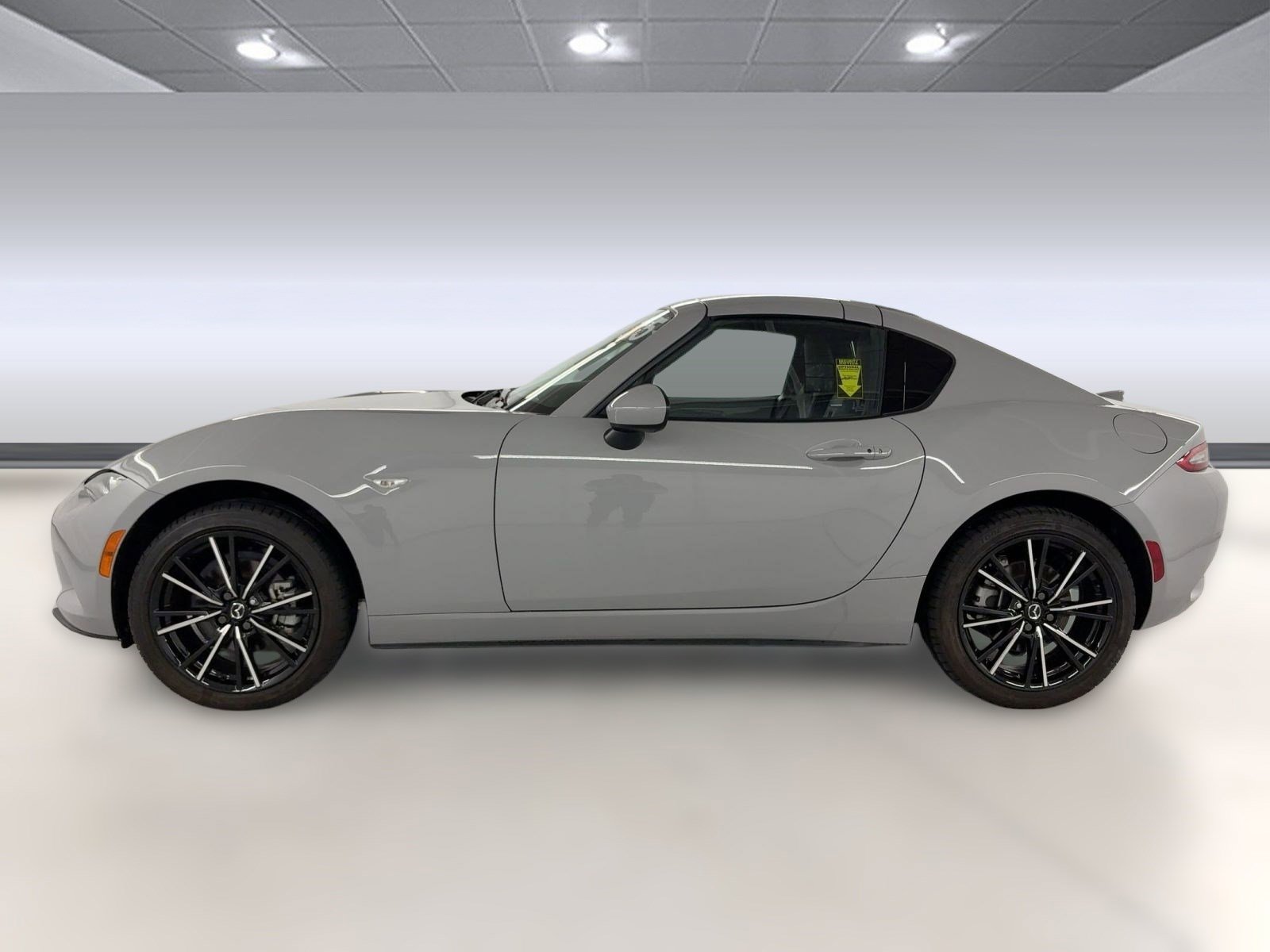 2025 Mazda MX-5 Miata Miata RF Grand Touring photo 2