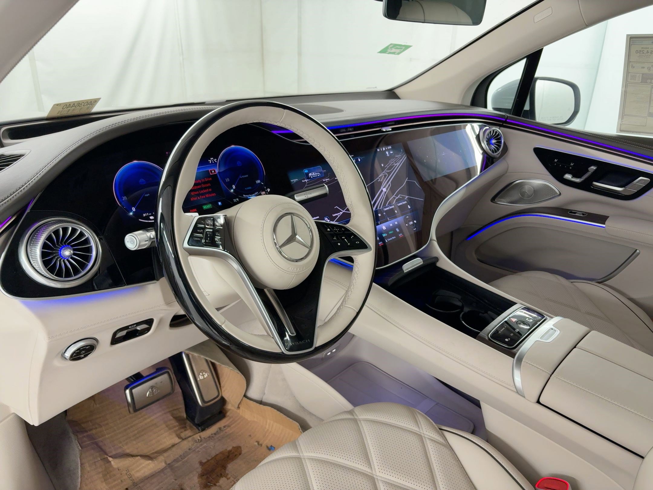 2025 Mercedes Benz EQS SUV Maybach 680 4MATIC photo 3