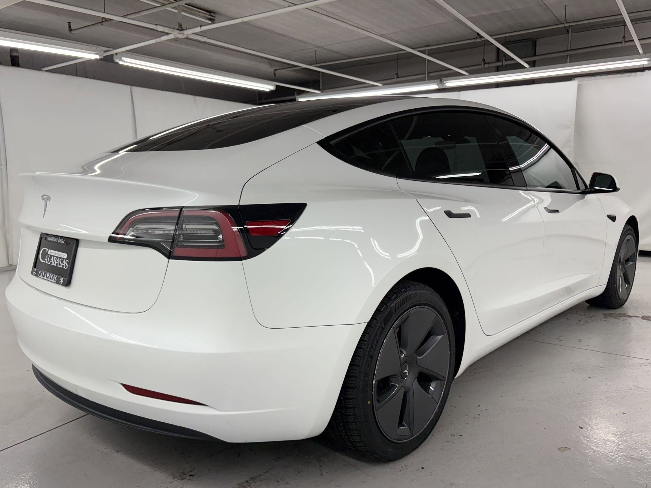 2023 Tesla Model 3 Base photo 2